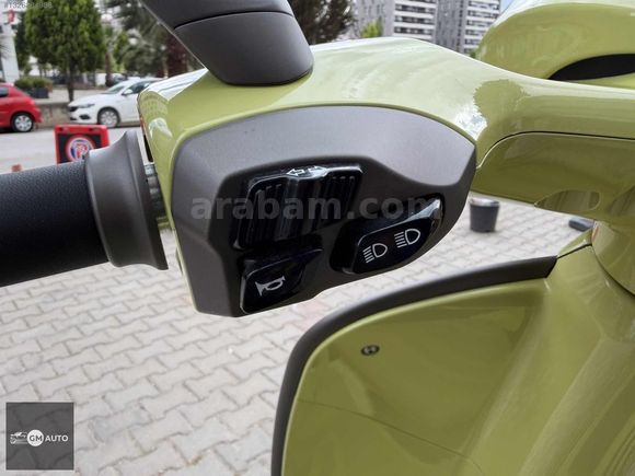 2023 Model Vespa 946 Bunny Sıfır Km