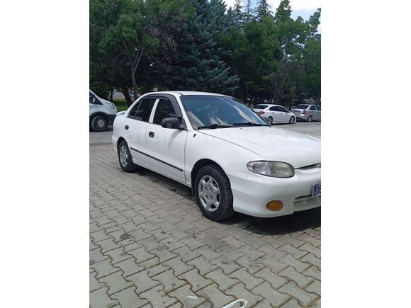 Sahibinden Hyundai Accent 1.5 GLS 1998 Model