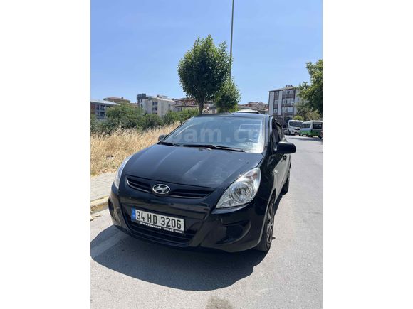 Sahibinden Hyundai i20 1.4 CRDi Team 2011 Model 