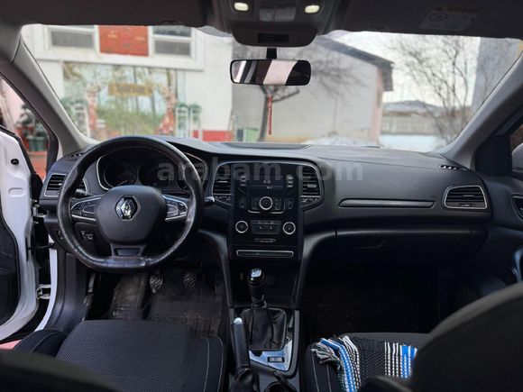 Sahibinden Renault Megane 1.6 Joy 2017 Model
