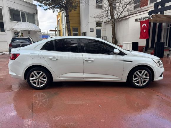 Sahibinden Renault Megane 1.6 Joy 2017 Model