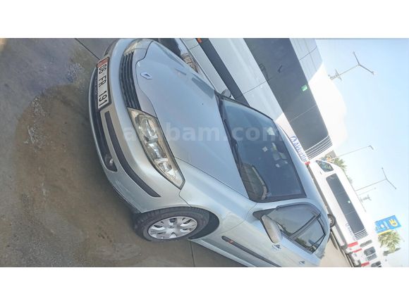 Sahibinden Renault Laguna 1.6 Authentique 2004 Model