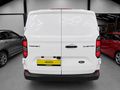 VM AUTO'DAN FORD CUSTOM 320S HATASIZ BOYASIZ %20 FATURALI