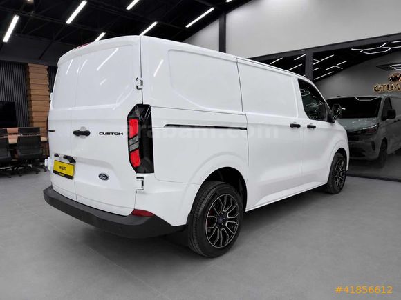 VM AUTO'DAN FORD CUSTOM 320S HATASIZ BOYASIZ %20 FATURALI