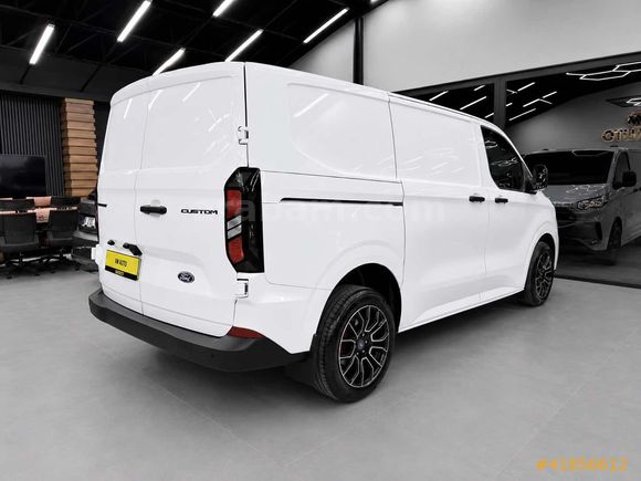 VM AUTO'DAN FORD CUSTOM 320S HATASIZ BOYASIZ %20 FATURALI