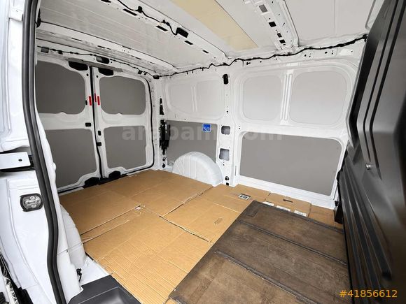 VM AUTO'DAN FORD CUSTOM 320S HATASIZ BOYASIZ %20 FATURALI