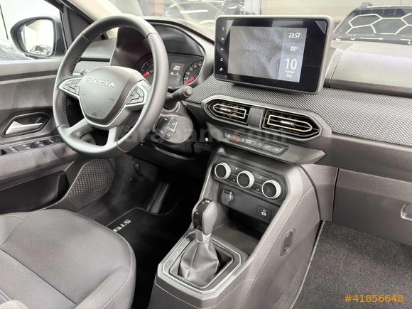 VM AUTO'DAN DACİA STEPWAY HATASIZ BOYASIZ %20 FATURALI