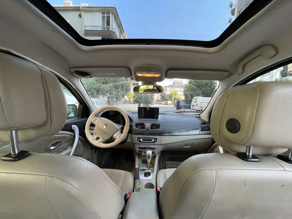 Fluence 1.6 Privilege 2010 Model - Otomatik - Benzin&Lpg Full