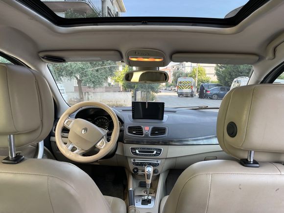 Fluence 1.6 Privilege 2010 Model - Otomatik - Benzin&Lpg Full