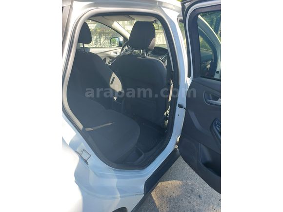Sahibinden Ford Focus 1.6 Ti-VCT Trend X 2015 Model 