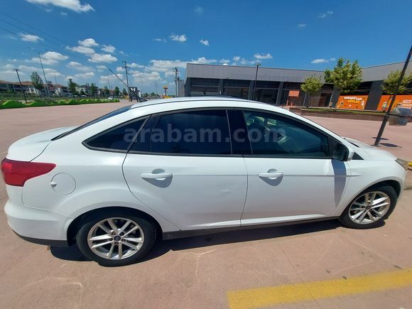 Sahibinden Ford Focus 1.6 Ti-VCT Trend X 2015 Model 
