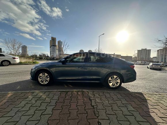 Sahibinden Skoda Octavia 1.5 e-Tec Elite 2021 Model 