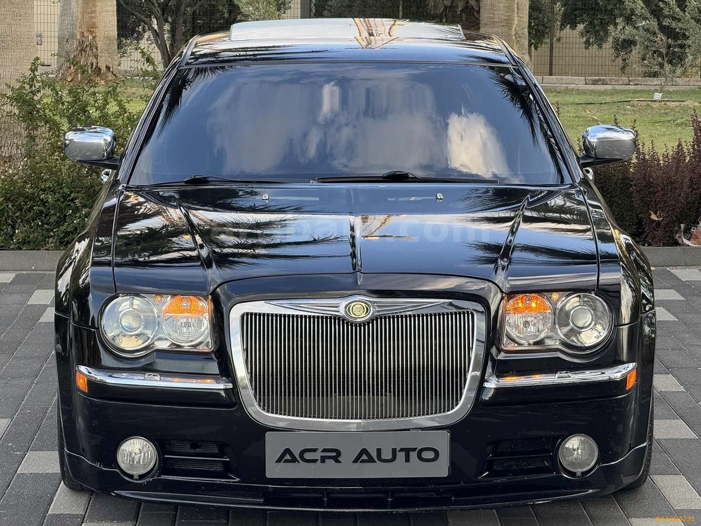 Galeriden Chrysler 300 C 3.0 CRD 2006 Model Denizli 380.000 km Siyah 3