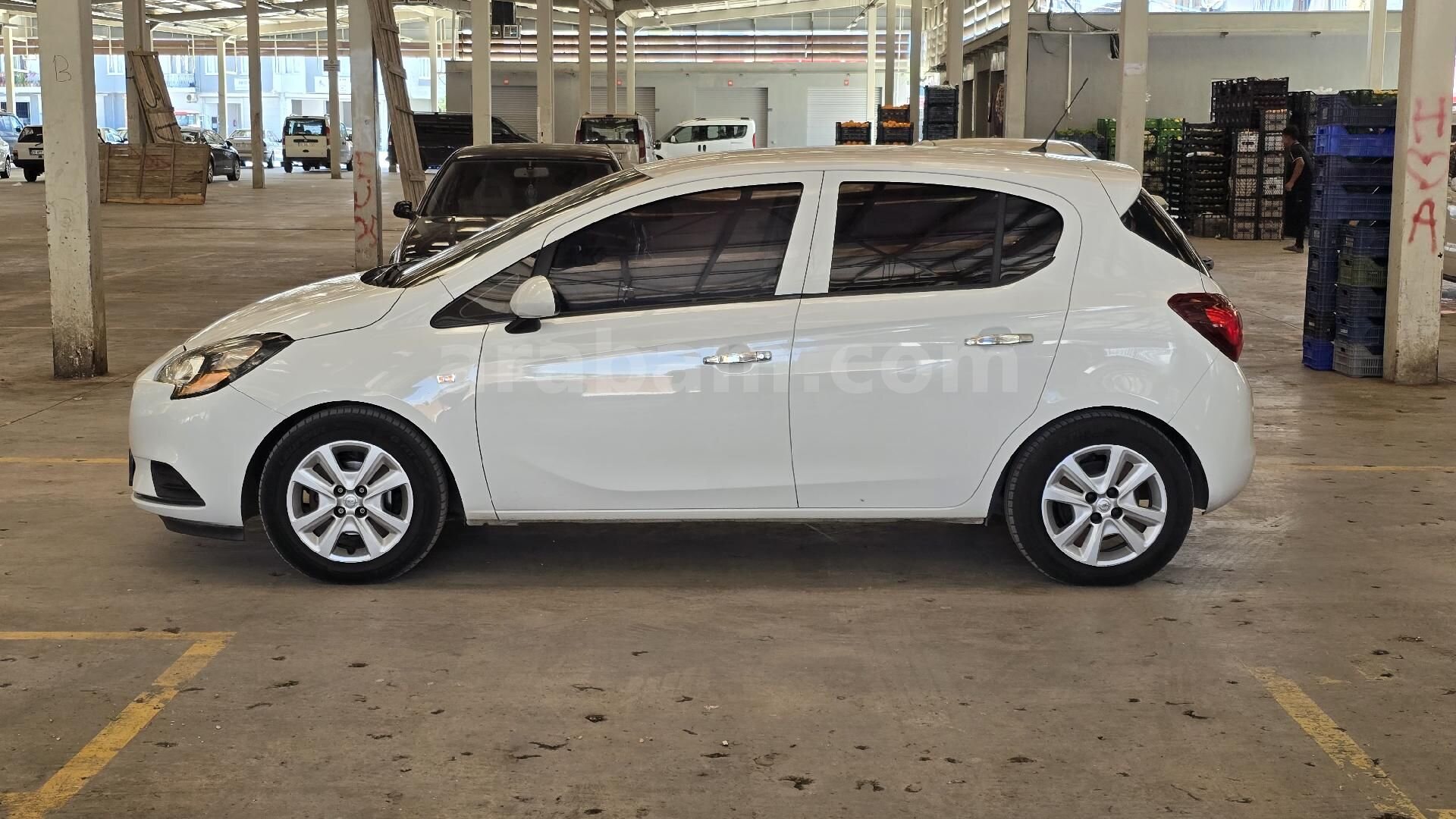 Galeriden Opel Corsa 1.2 Enjoy 2015 Model Aydın 148.000 km Beyaz 6