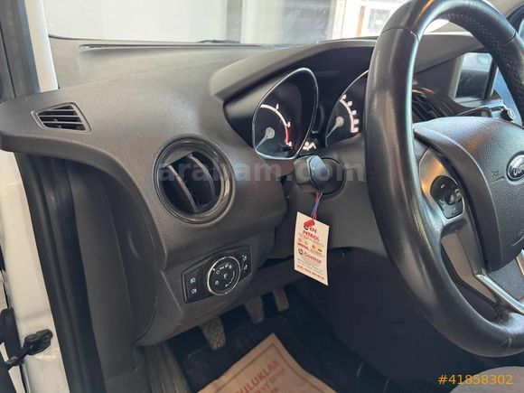 88BIN'DE 2020 MODEL FORD COURIER TİTANİUM PLUS HATASIZ