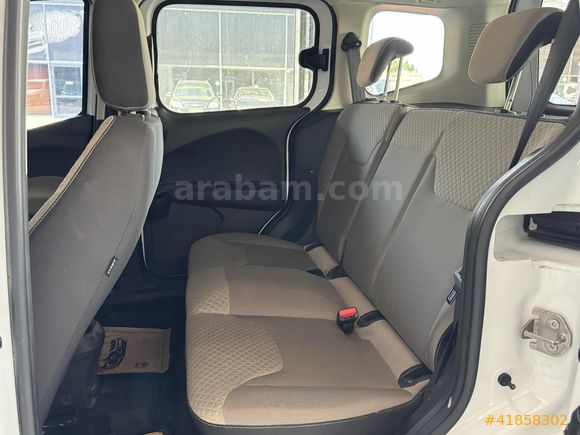 88BIN'DE 2020 MODEL FORD COURIER TİTANİUM PLUS HATASIZ