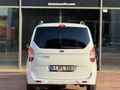 88BIN'DE 2020 MODEL FORD COURIER TİTANİUM PLUS HATASIZ