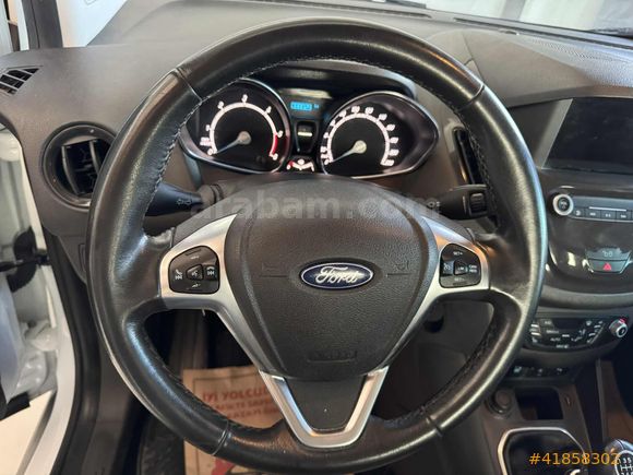 88BIN'DE 2020 MODEL FORD COURIER TİTANİUM PLUS HATASIZ