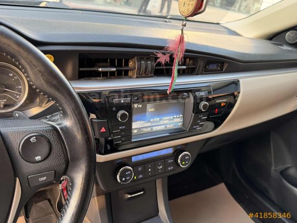 115 BIN'DE 2015 MODEL DİZEL COROLLA ADVANCE OTOMATİK HATASIZ