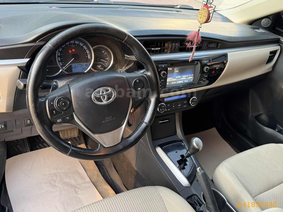 115 BIN'DE 2015 MODEL DİZEL COROLLA ADVANCE OTOMATİK HATASIZ