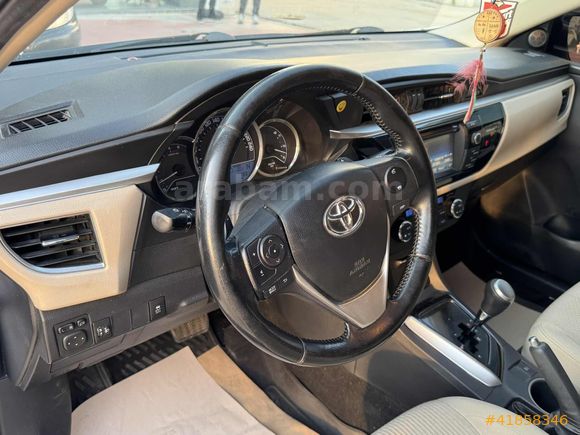 115 BIN'DE 2015 MODEL DİZEL COROLLA ADVANCE OTOMATİK HATASIZ