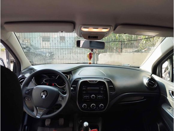 Sahibinden Renault Captur 1.5 dCi Touch 2014 Model  60.000 km Gri