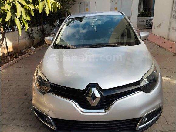 Sahibinden Renault Captur 1.5 dCi Touch 2014 Model  60.000 km Gri