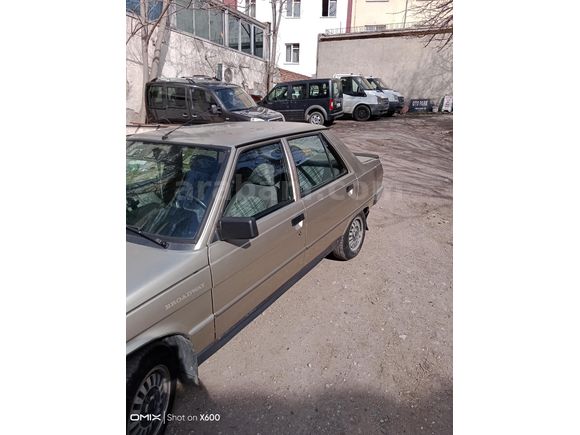 Sahibinden Renault R 9 1.4 Broadway GTE 1989 Model