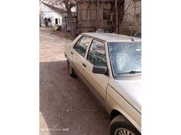 Sahibinden Renault R 9 1.4 Broadway GTE 1989 Model
