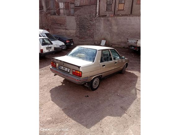 Sahibinden Renault R 9 1.4 Broadway GTE 1989 Model