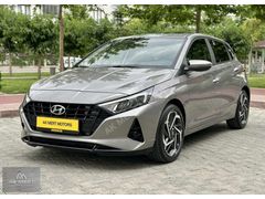 AK MERT' HYUNDAİ İ20 1.4MPI STYLE PLUS 23.000KM SRV BKM -SUNROOF