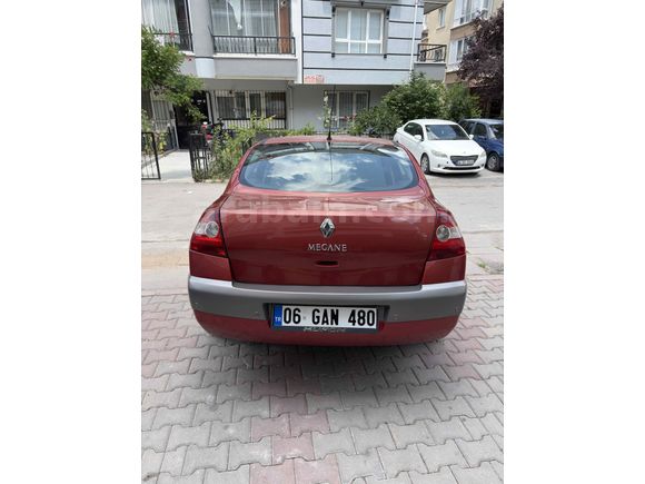 DEĞİŞENSİZ TERTEMİZ PARÇA BOYALI 2006  DİNAMİK FULL MEGANE