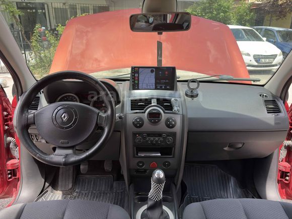 DEĞİŞENSİZ TERTEMİZ PARÇA BOYALI 2006  DİNAMİK FULL MEGANE