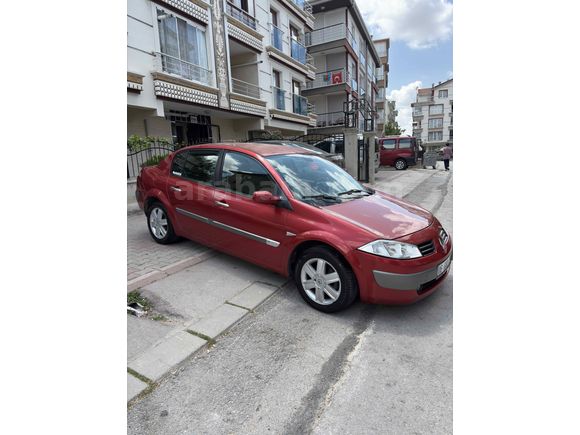 DEĞİŞENSİZ TERTEMİZ PARÇA BOYALI 2006  DİNAMİK FULL MEGANE