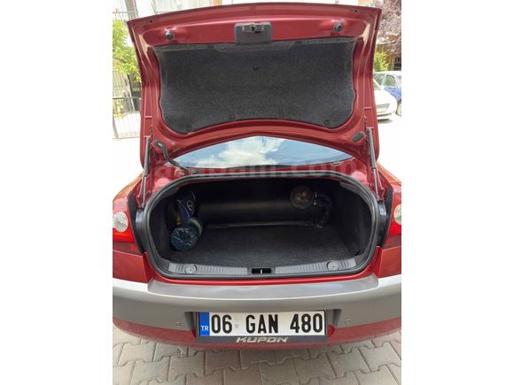 DEĞİŞENSİZ TERTEMİZ PARÇA BOYALI 2006  DİNAMİK FULL MEGANE