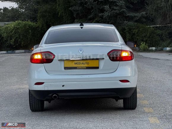 2013 OTOMATİK 2,5 PARÇA BOYALI HASAR KAYITSIZ TAKAS OLUR