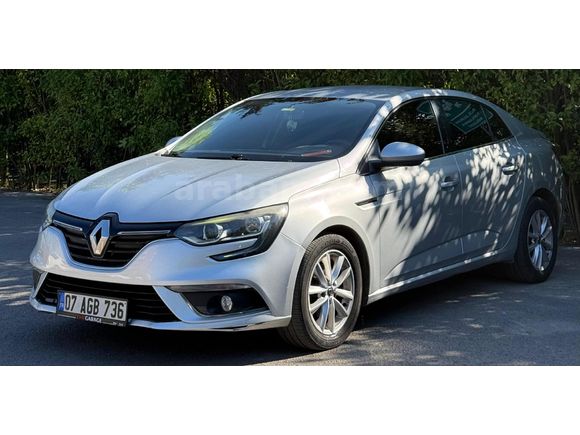 Sahibinden Renault Megane 1.5 Blue DCI Touch 2019 Model