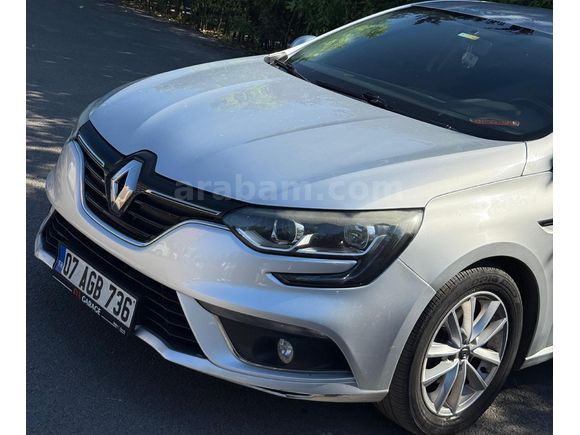 Sahibinden Renault Megane 1.5 Blue DCI Touch 2019 Model