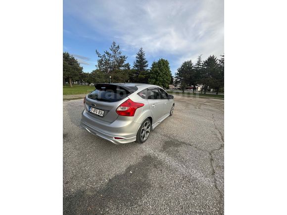 Sahibinden Ford Focus 1.6 Ti-VCT Trend 2012 Model 