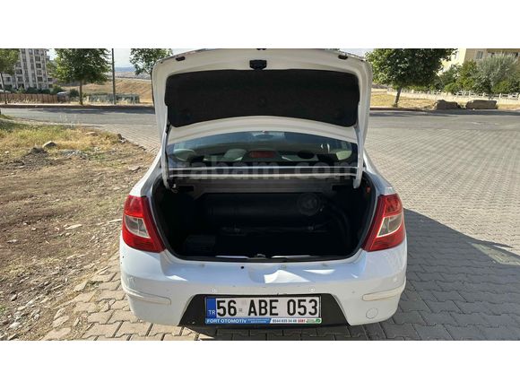 Sahibinden Renault Symbol 1.2 Authentique 2012 Model  140.000 km Beyaz