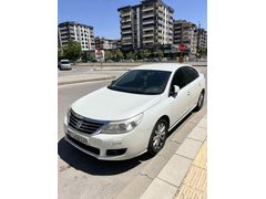 Sahibinden Renault Latitude 1.5 dCi Executive 2012 Model  202.500 km Beyaz