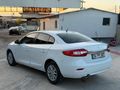 TEMİZ AİLE ARABASI