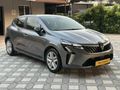 2025 RENAULT CLİO 13 BİNDE HATASIZ BOYASIZ GSR2 MİNERAL GRİ