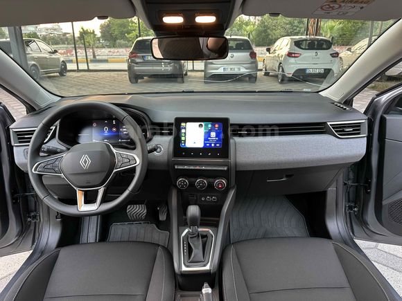 2025 RENAULT CLİO 13 BİNDE HATASIZ BOYASIZ GSR2 MİNERAL GRİ