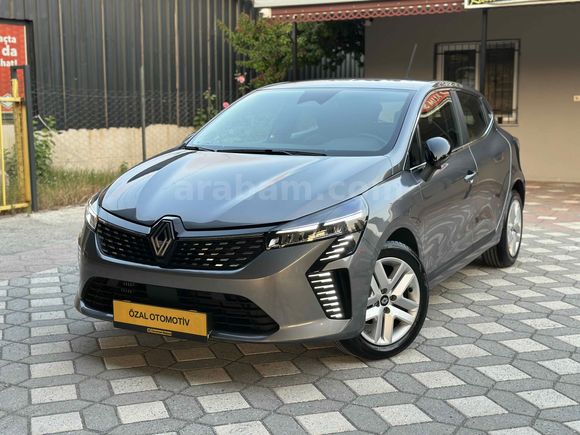 2025 RENAULT CLİO 13 BİNDE HATASIZ BOYASIZ GSR2 MİNERAL GRİ