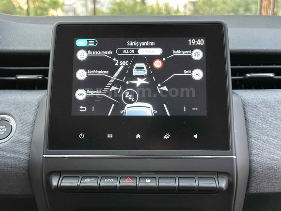 2025 RENAULT CLİO 13 BİNDE HATASIZ BOYASIZ GSR2 MİNERAL GRİ