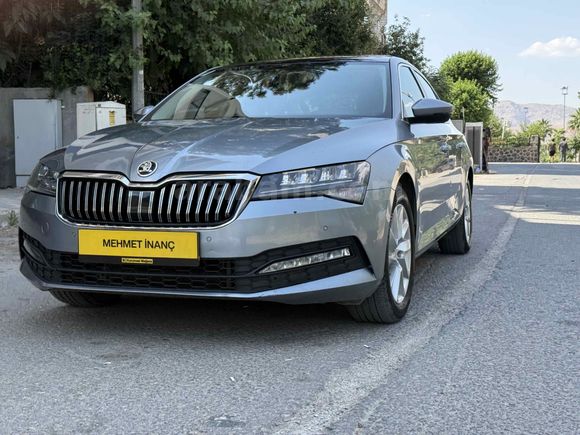 2020 ÇIKIŞLI 2019 MODEL 102 BİNDE CAM TAVAN 