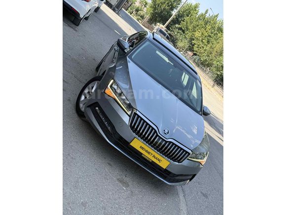 2020 ÇIKIŞLI 2019 MODEL 102 BİNDE CAM TAVAN 