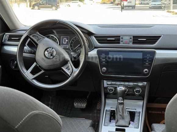 2020 ÇIKIŞLI 2019 MODEL 102 BİNDE CAM TAVAN 