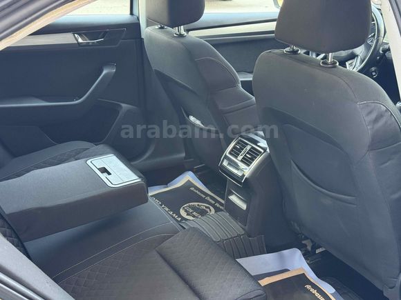 2020 ÇIKIŞLI 2019 MODEL 102 BİNDE CAM TAVAN 